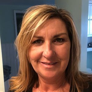 Meet your Posher, Renee